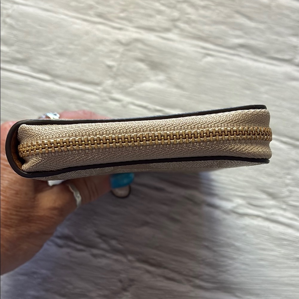 Coach Signature Coated Canvas Medium Zip Around Wallet - Picture 11 of 15